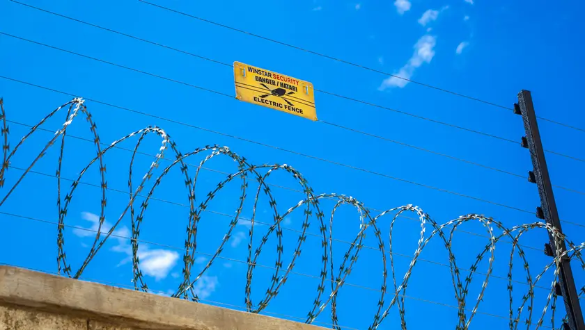 Electric Fence Maintenance Service